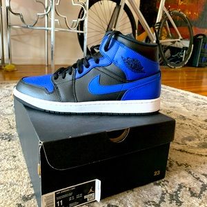 Never worn Jordan’s size 11